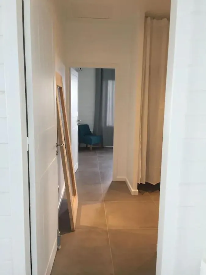 Villa Aqua Case-Pilote 0*,